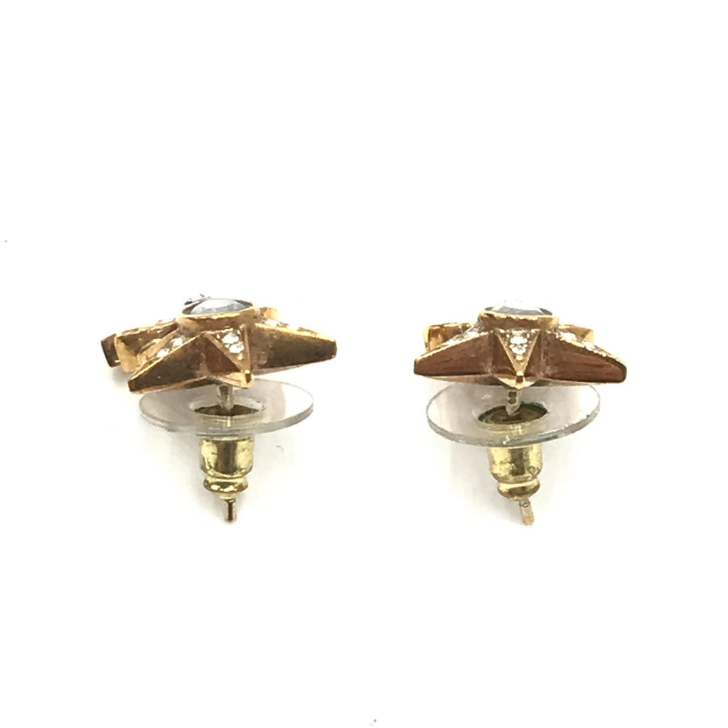 Orecchini Chanel placcati oro con stella, logo Coco e strass