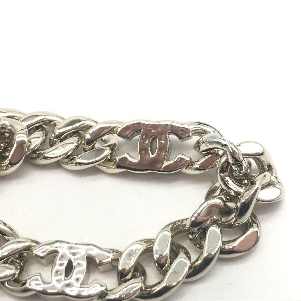 Collana Chanel a maglie grosse a catena color argento