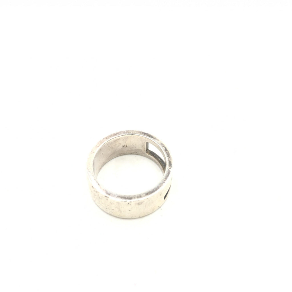 Anello con logo G di Gucci