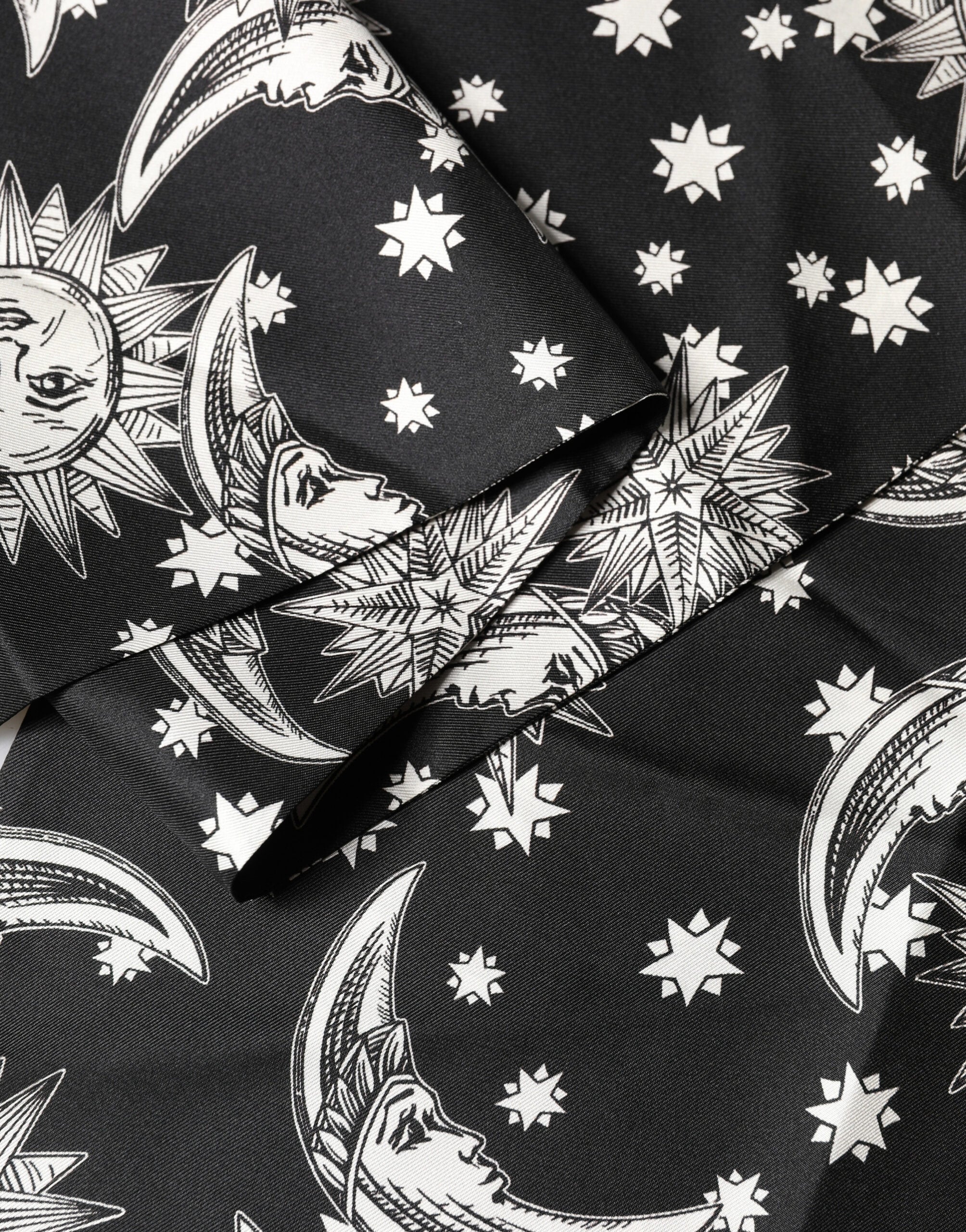 Dolce & Gabbana Foulard a Frange in Seta Nera Luna Sole Stella 178 cm X 33 cm