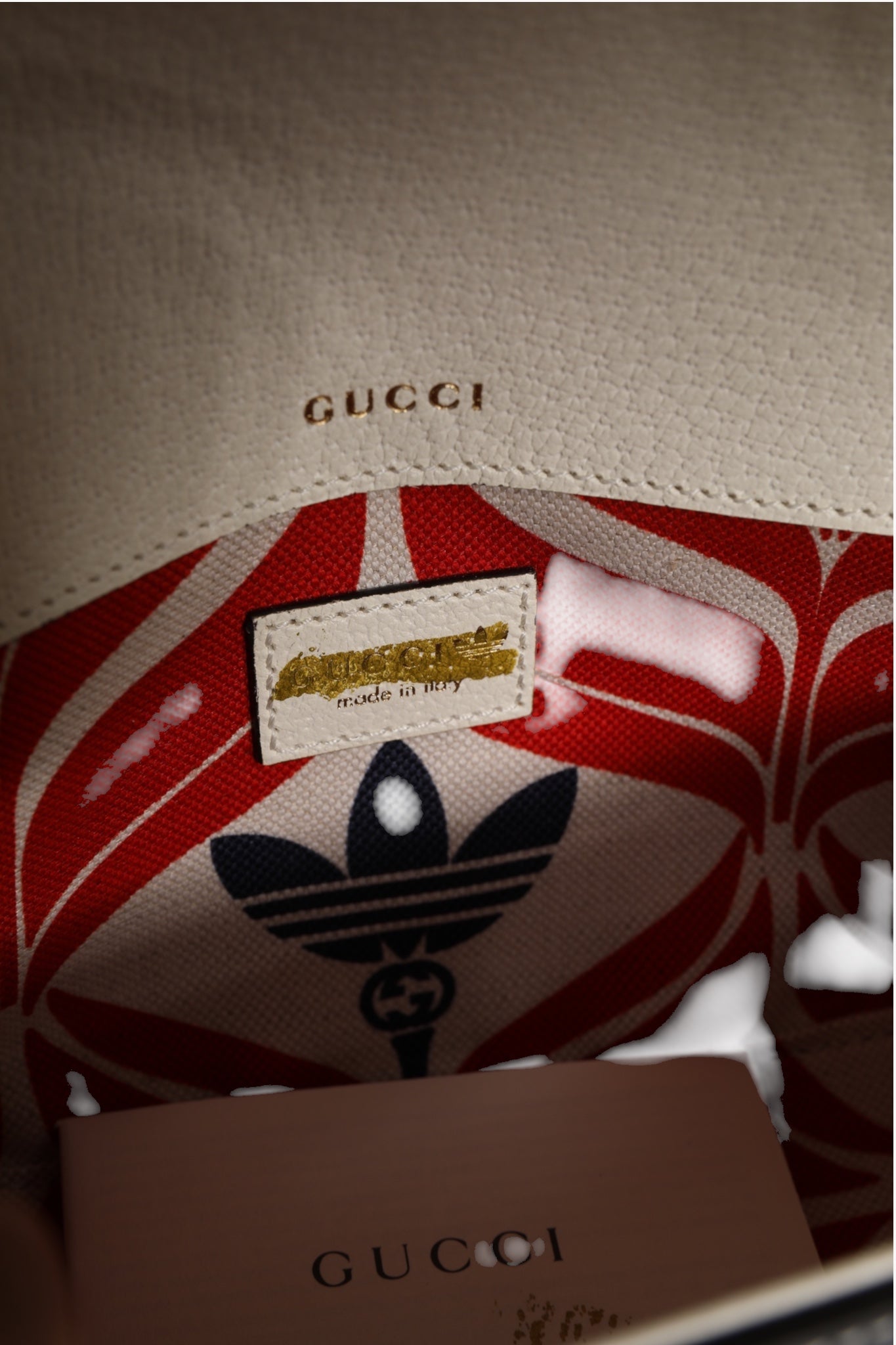 Borsa a spalla Gucci x Adidas Horsebit 1955 in pelle di vitello bianca e nera