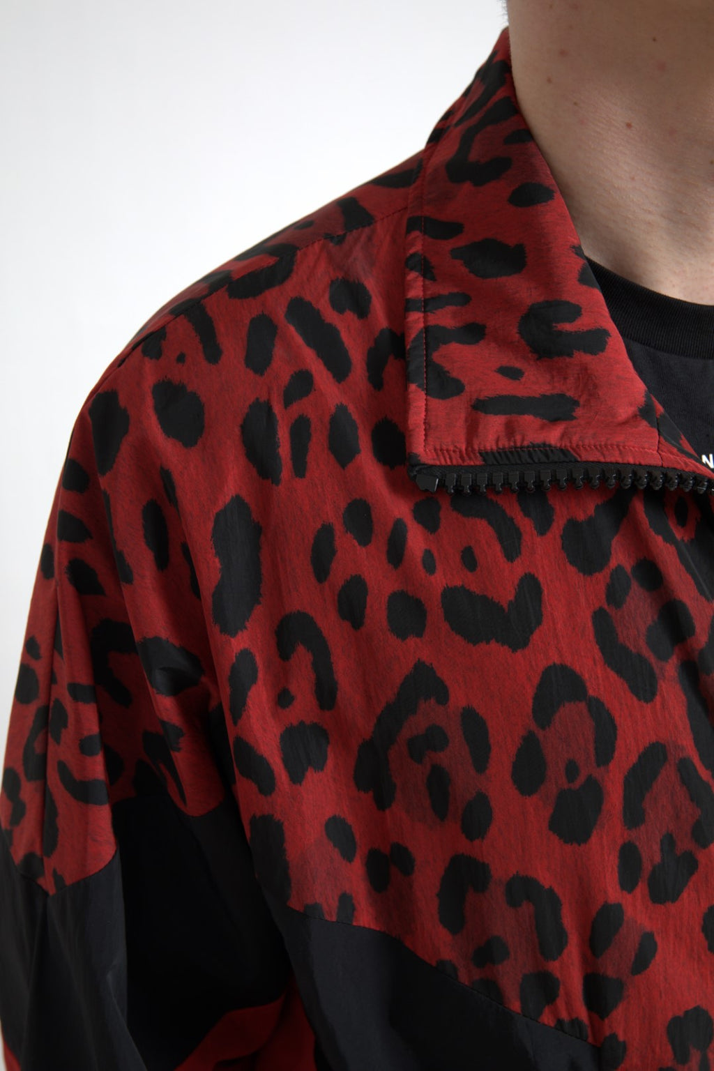 Dolce & Gabbana Maglione con cerniera a tutta lunghezza in nylon leopardato rosso