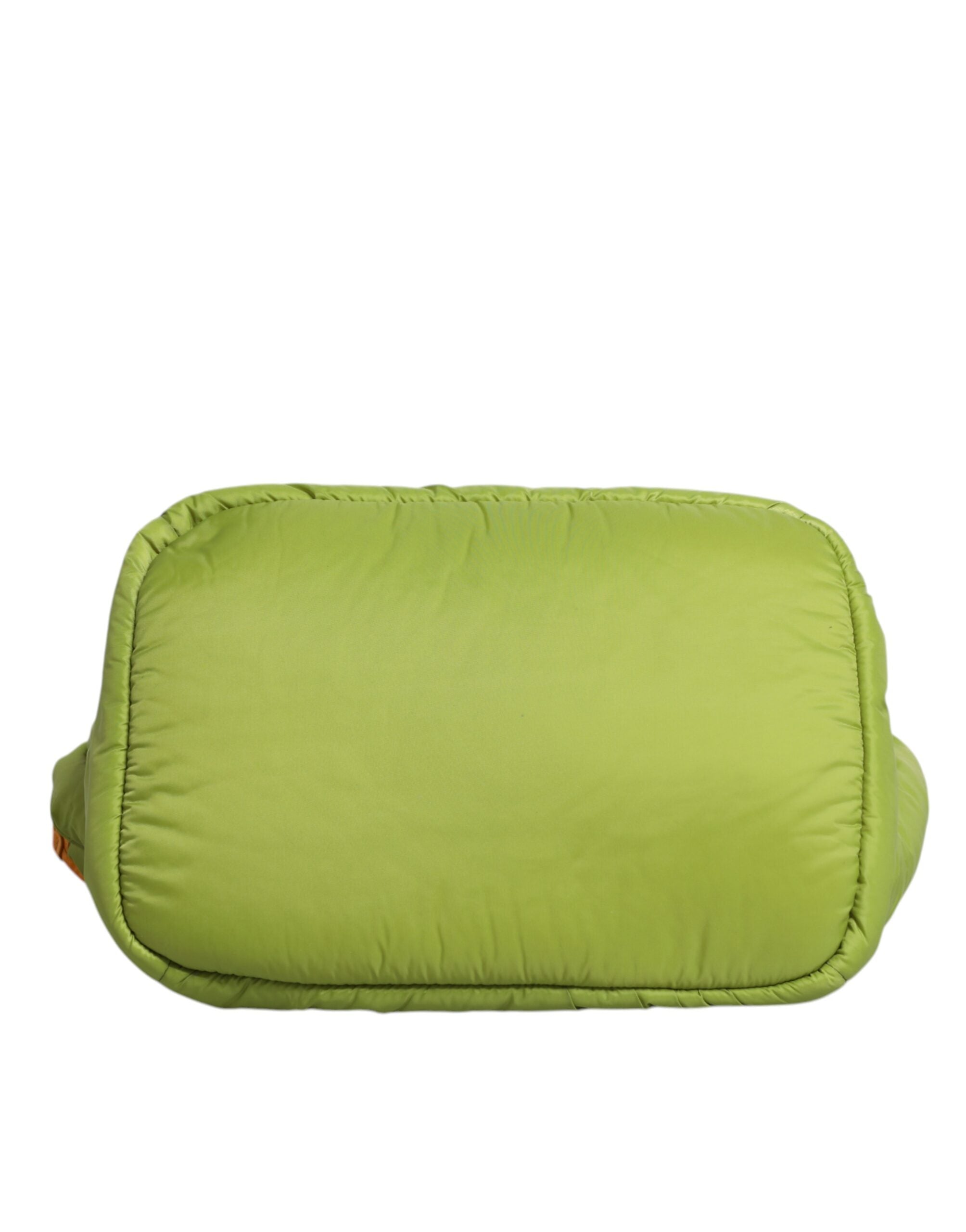 Borsa tote a tracolla Dolce & Gabbana in nylon verde imbottito con placca logo