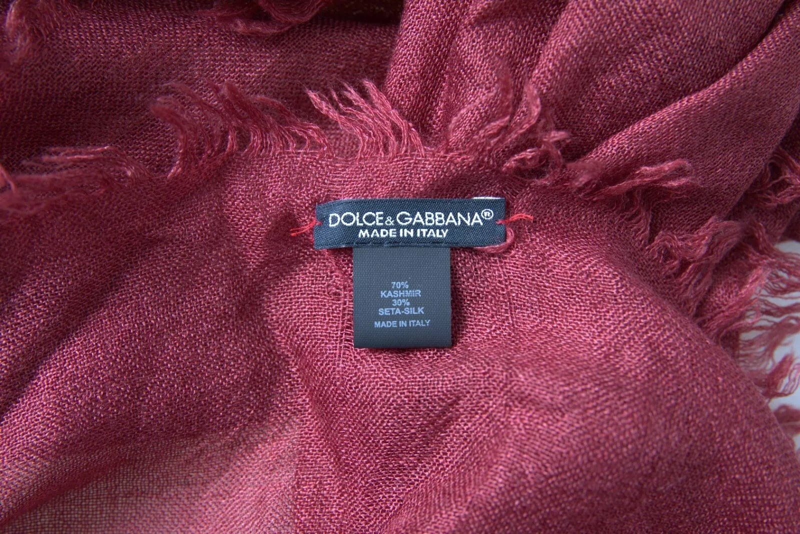 Sciarpa/Stola in cashmere bordeaux di Dolce & Gabbana con frange