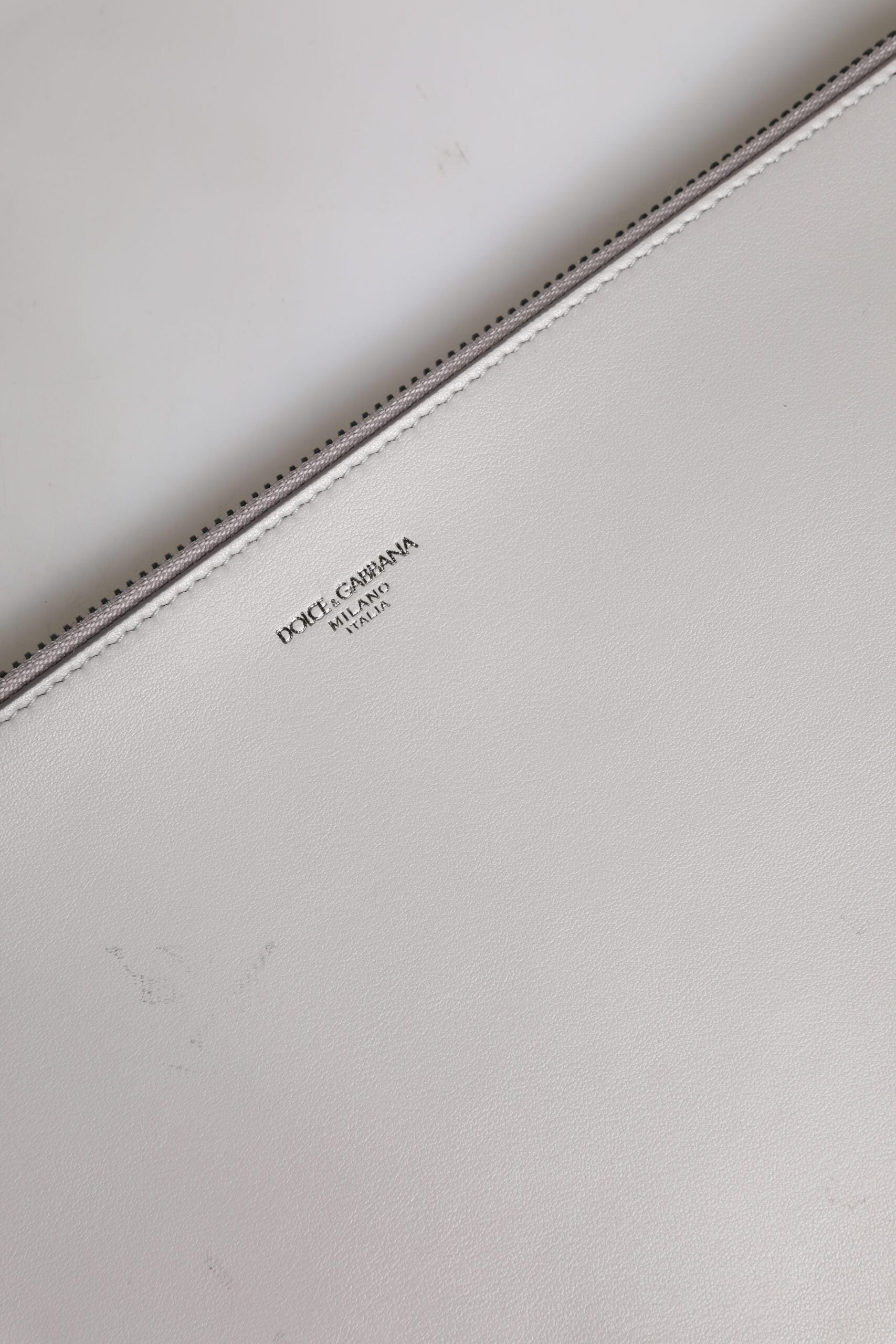 Dolce & Gabbana Borsa Clutch da Uomo con Logo DG in Pelle Grigia Tinta Unita con Cerniera