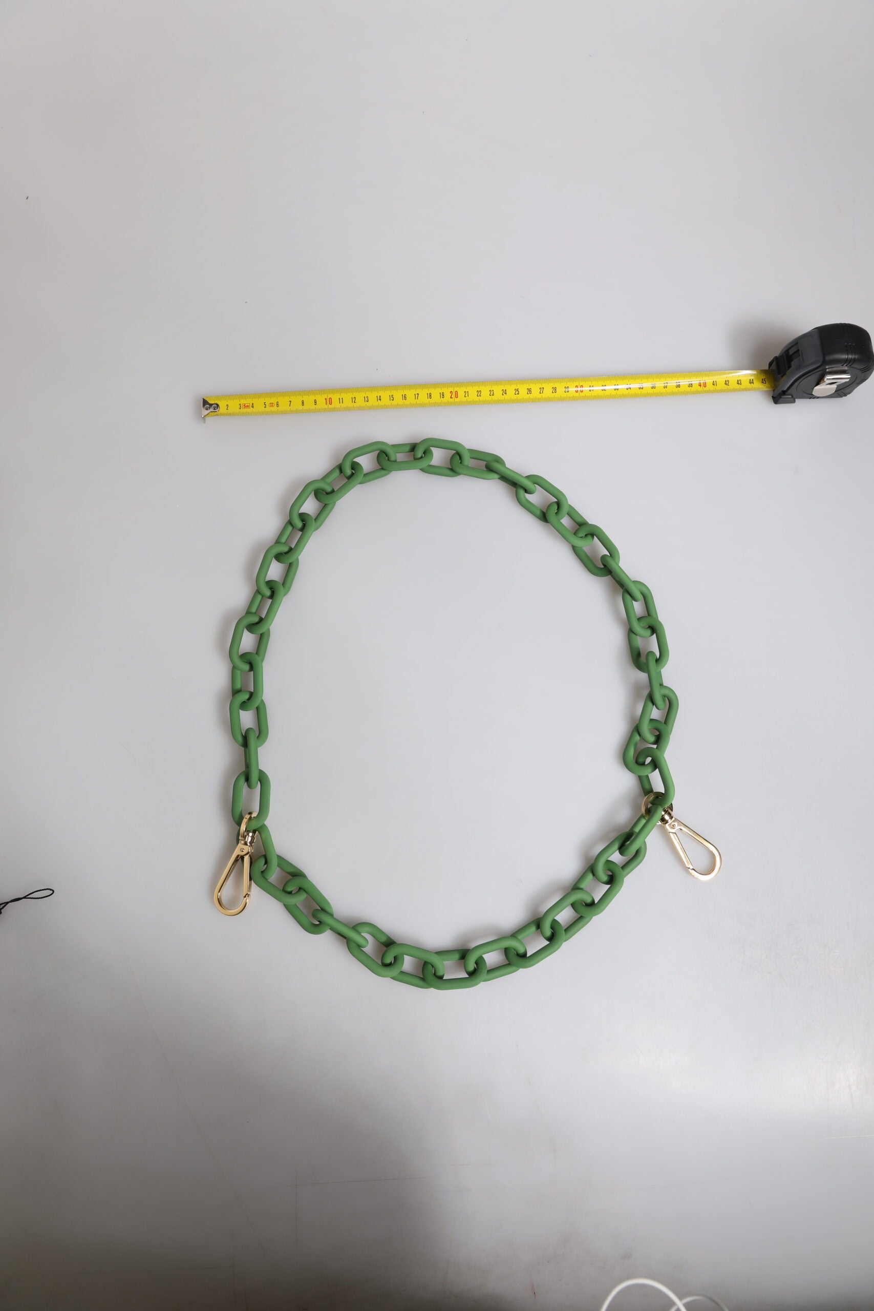 Dolce & Gabbana Catena per Portafoglio in Plexy Acrilico Verde con Dettagli Dorati Spessi