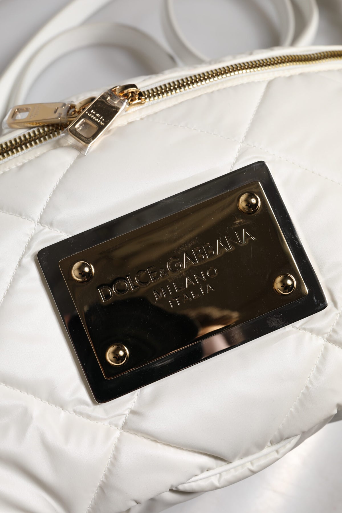 Marsupio con cintura Dolce & Gabbana bianco trapuntato con placca logo