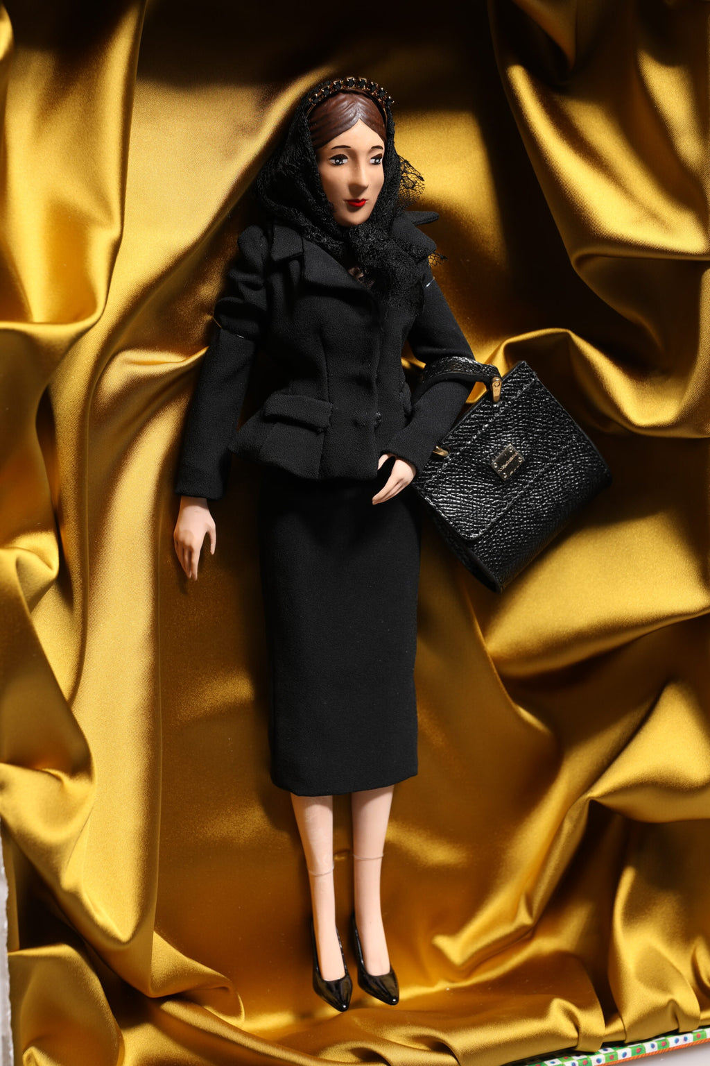 Dolce & Gabbana Abito Nero Ceramica Porcellana Moda Pelle Sicilia Bambole