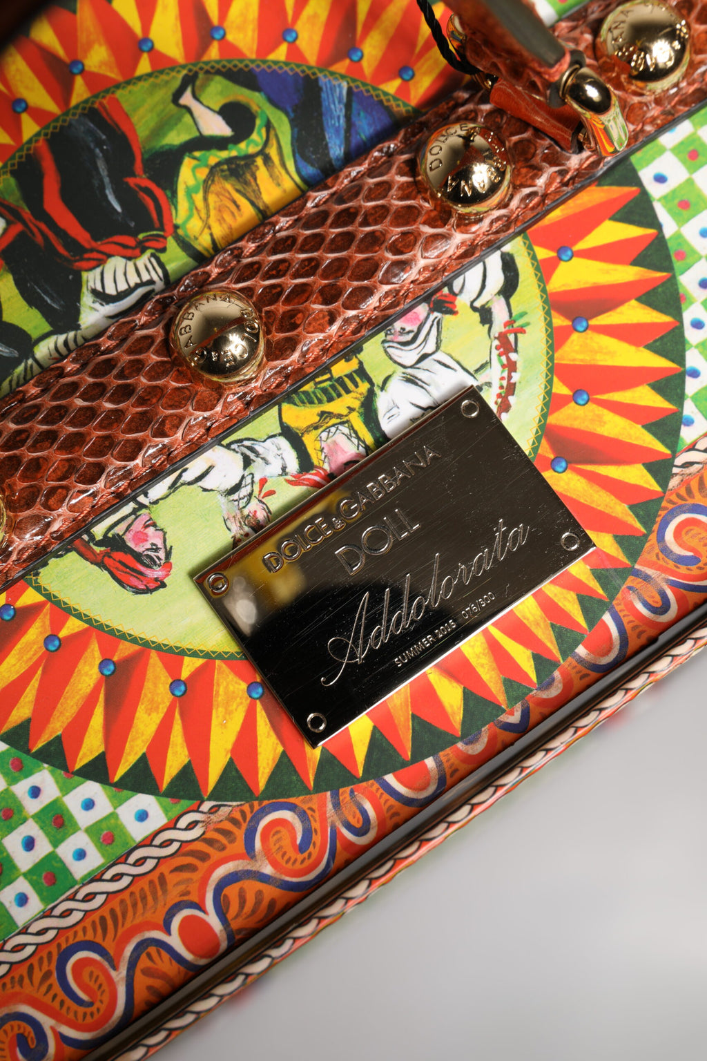 Bambole Dolce & Gabbana in Porcellana, Ceramica, Moda e Pelle Nere dalla Sicilia