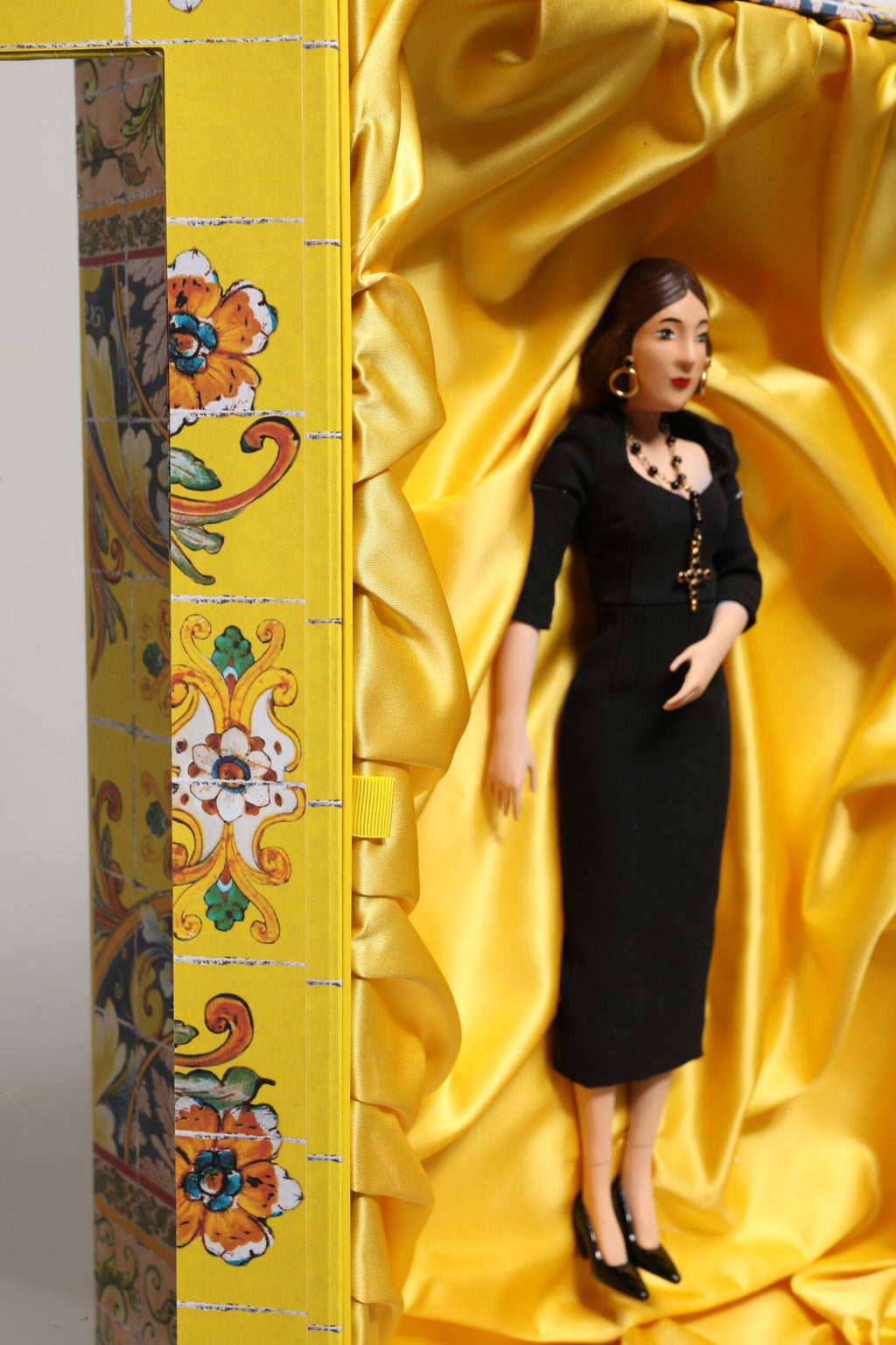 Dolce & Gabbana Abito Nero Ceramica Porcellana Moda Pelle Sicilia Bambole