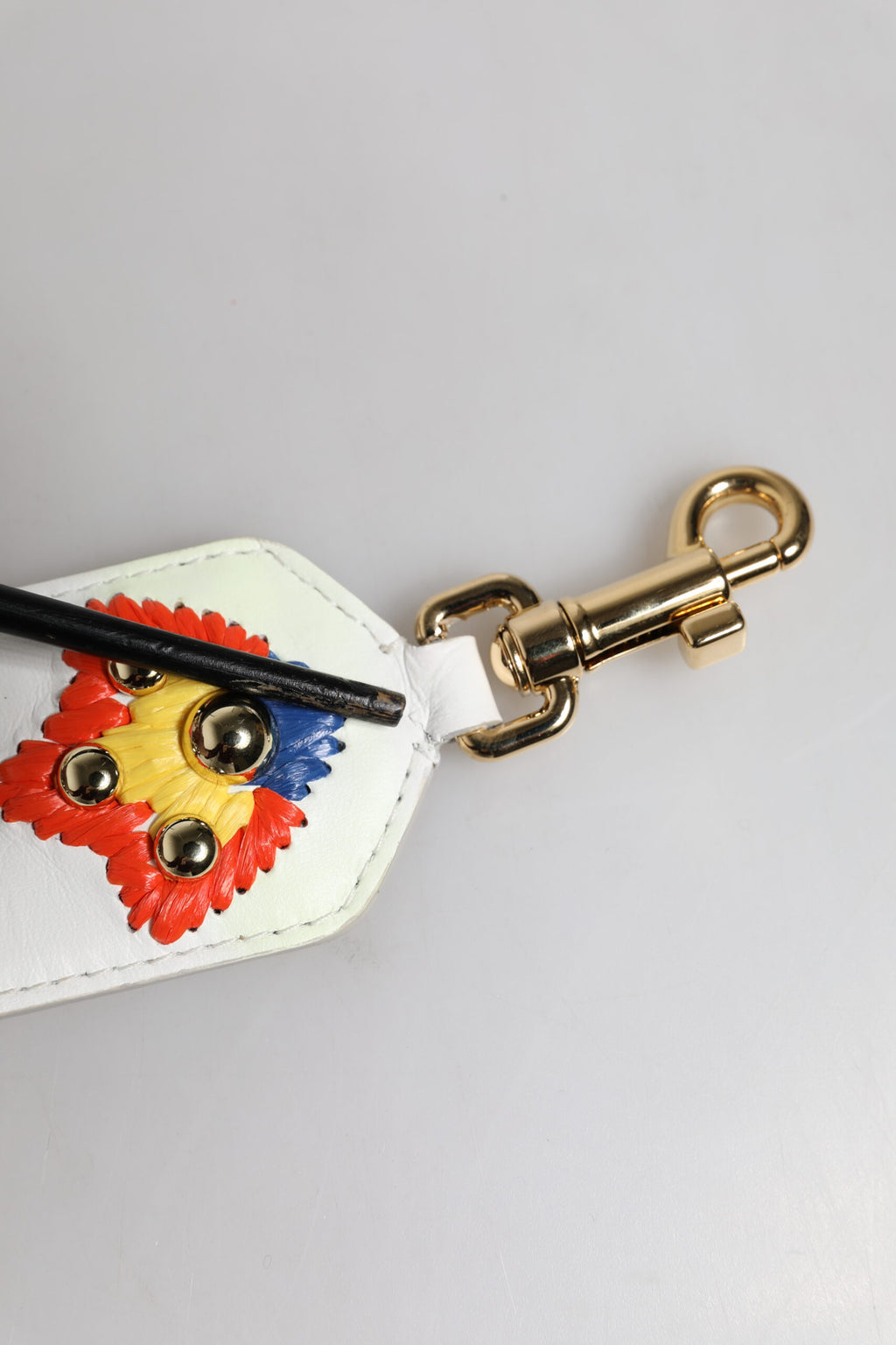 Dolce & Gabbana Tracolla in pelle di vitello bianca con patchwork ricamato in rafia