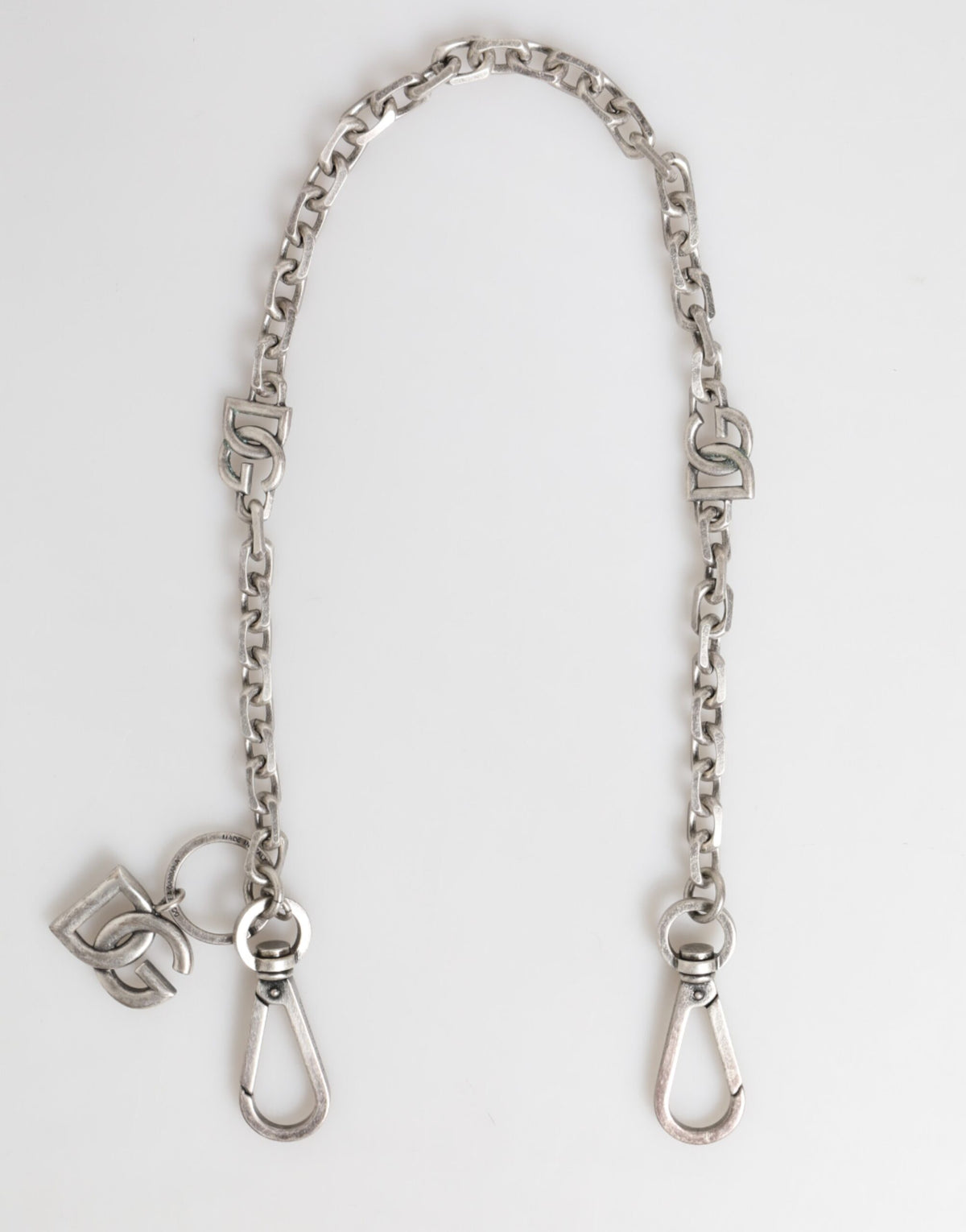 Collana da uomo Dolce & Gabbana a catena con logo DG in ottone argentato