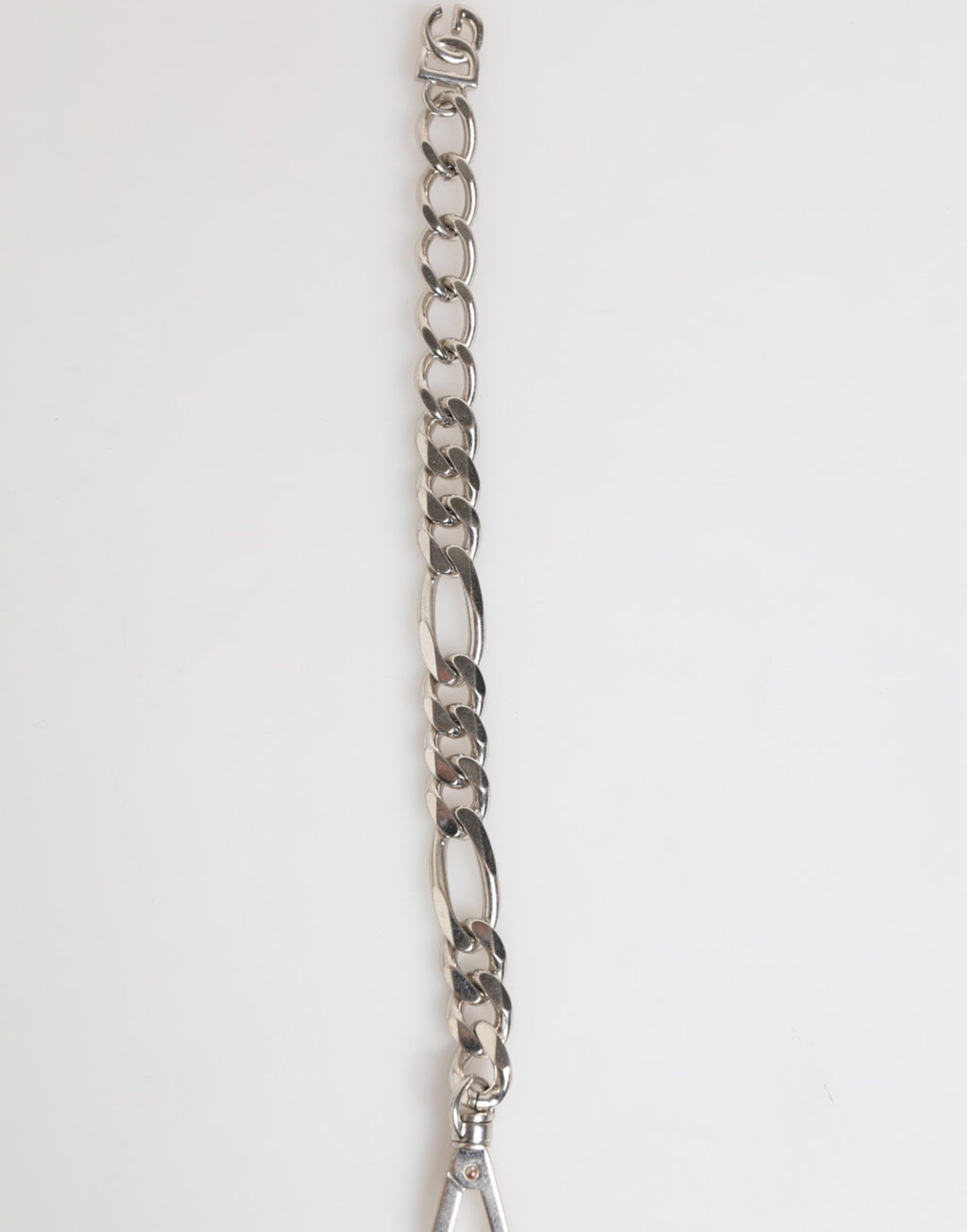 Dolce & Gabbana Bracciale con catena in ottone color argento, chiusura a moschettone e logo DG