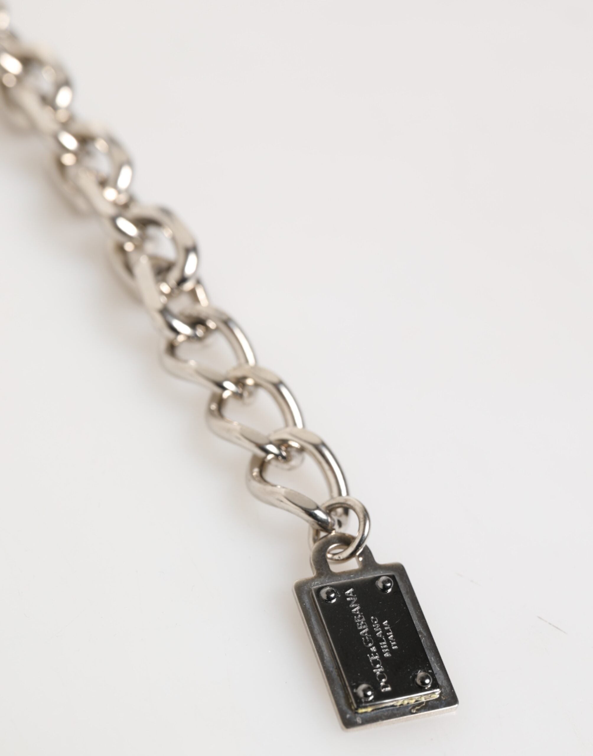Bracciale da Uomo Dolce & Gabbana in Ottone con Catena Argentata, Perline e Chiusura a Moschettone con Logo