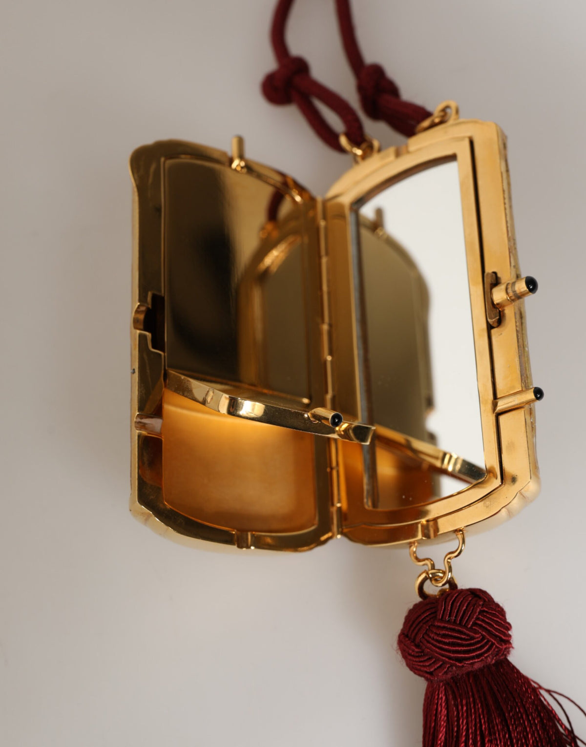 Borsa/Ciondolo Dolce & Gabbana Mini Borsa a Tracolla in Resina Bianca e Metallo Dorato