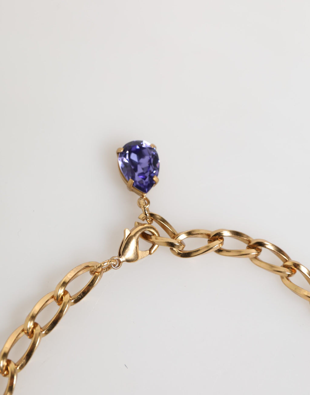 Collana con Pendente Floreale Dolce & Gabbana in Ottone Dorato, Cristalli e Perle Viola