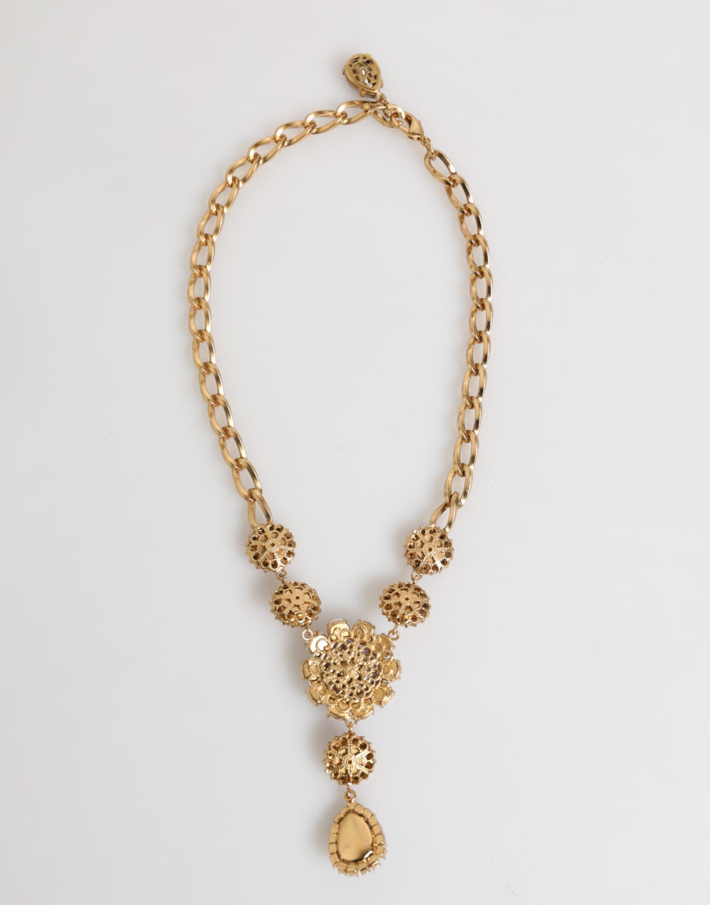 Collana con Pendente Floreale Dolce & Gabbana in Ottone Dorato, Cristalli e Perle Viola