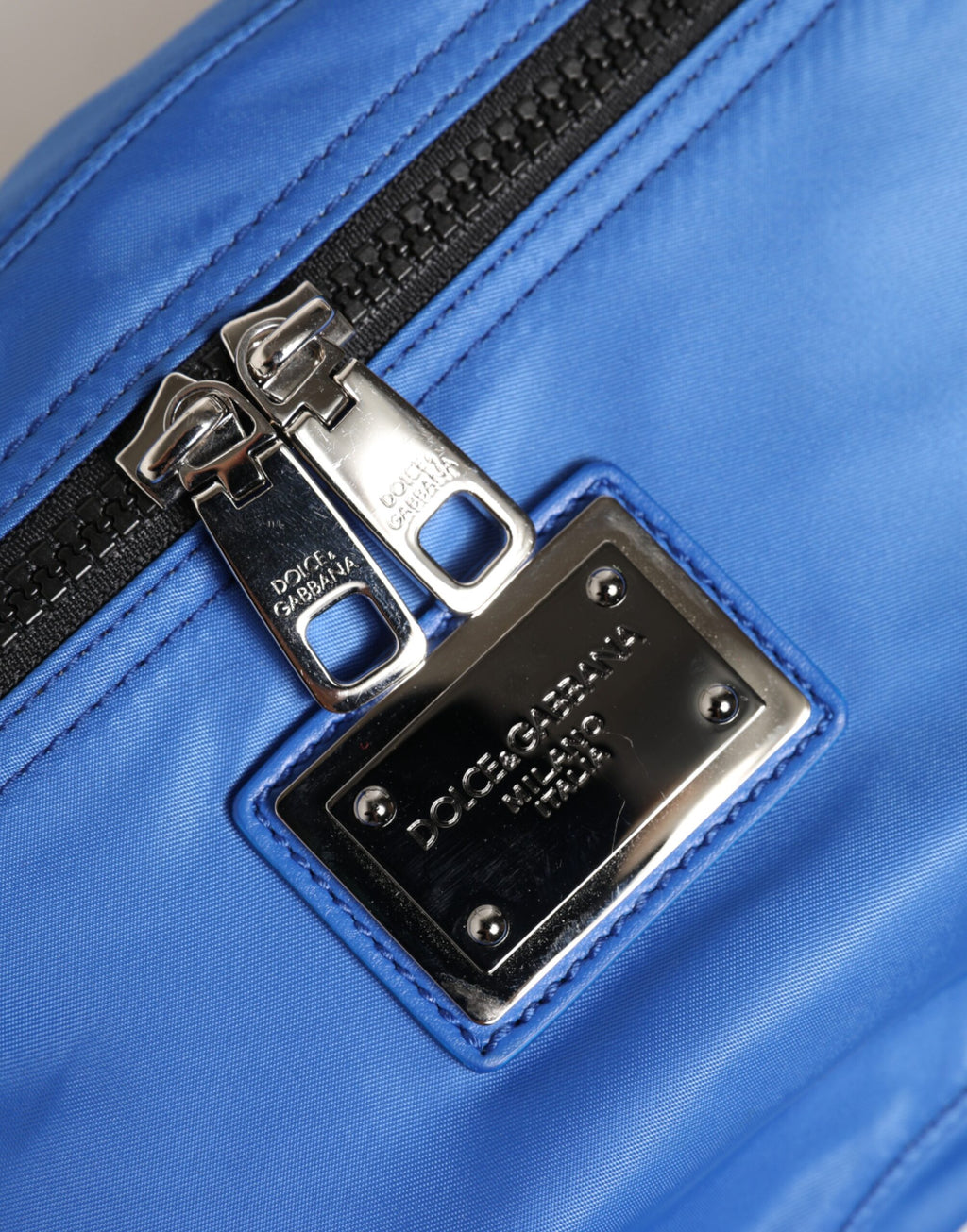 Marsupio da uomo Dolce & Gabbana in nylon blu con placca logo