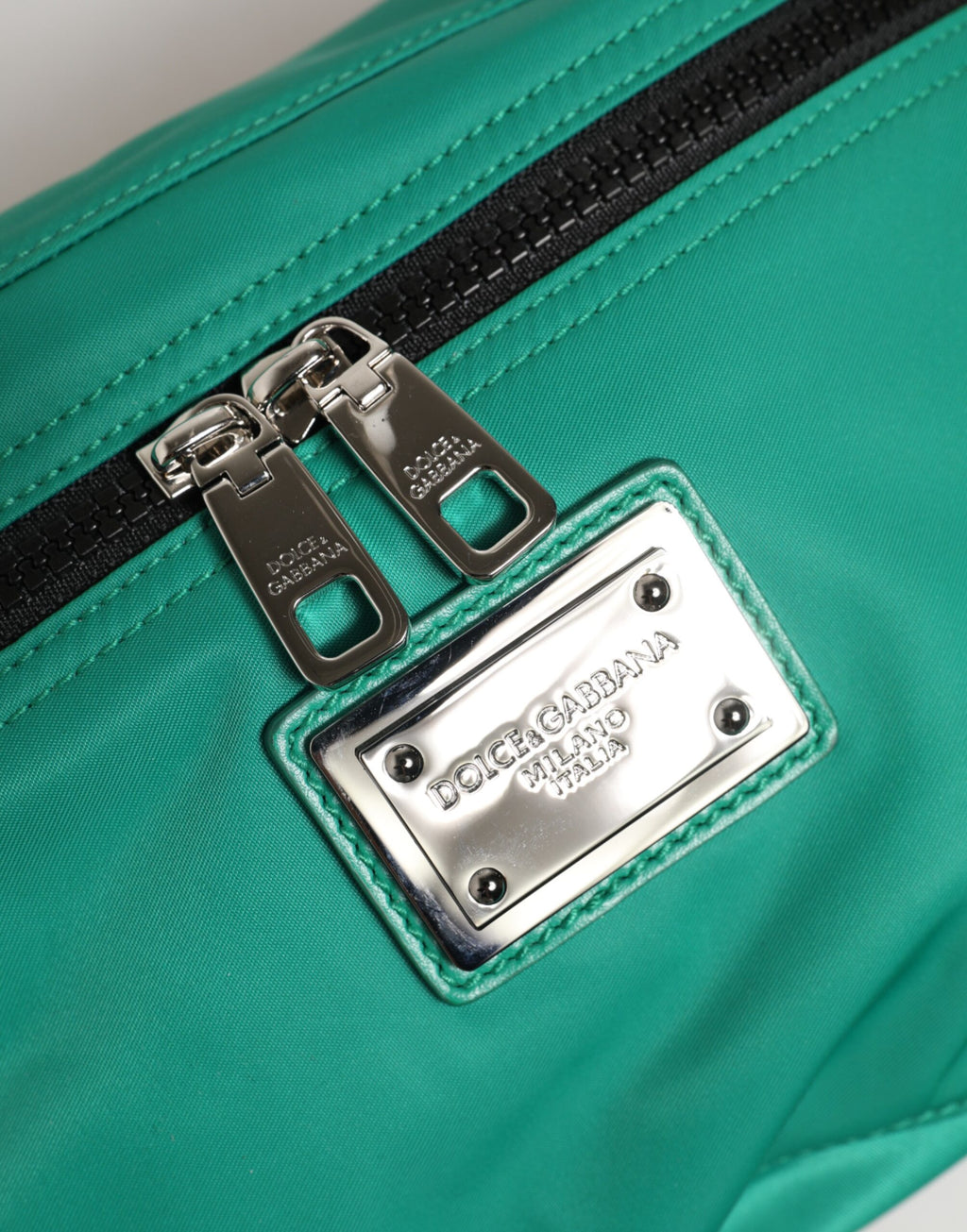 Borsello da uomo Dolce & Gabbana in nylon verde con logo placca e marsupio
