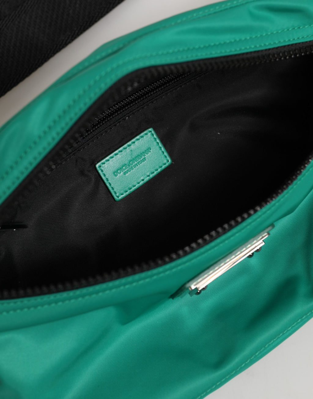 Borsello da uomo Dolce & Gabbana in nylon verde con logo placca e marsupio