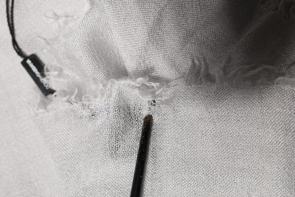 Sciarpa a collo avvolgente in cashmere lavorato a maglia grigio Dolce & Gabbana
