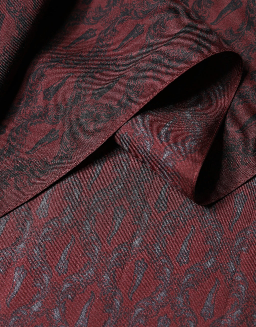 Sciarpa foulard da uomo Dolce & Gabbana in seta fantasia bordeaux 133cm x 22cm