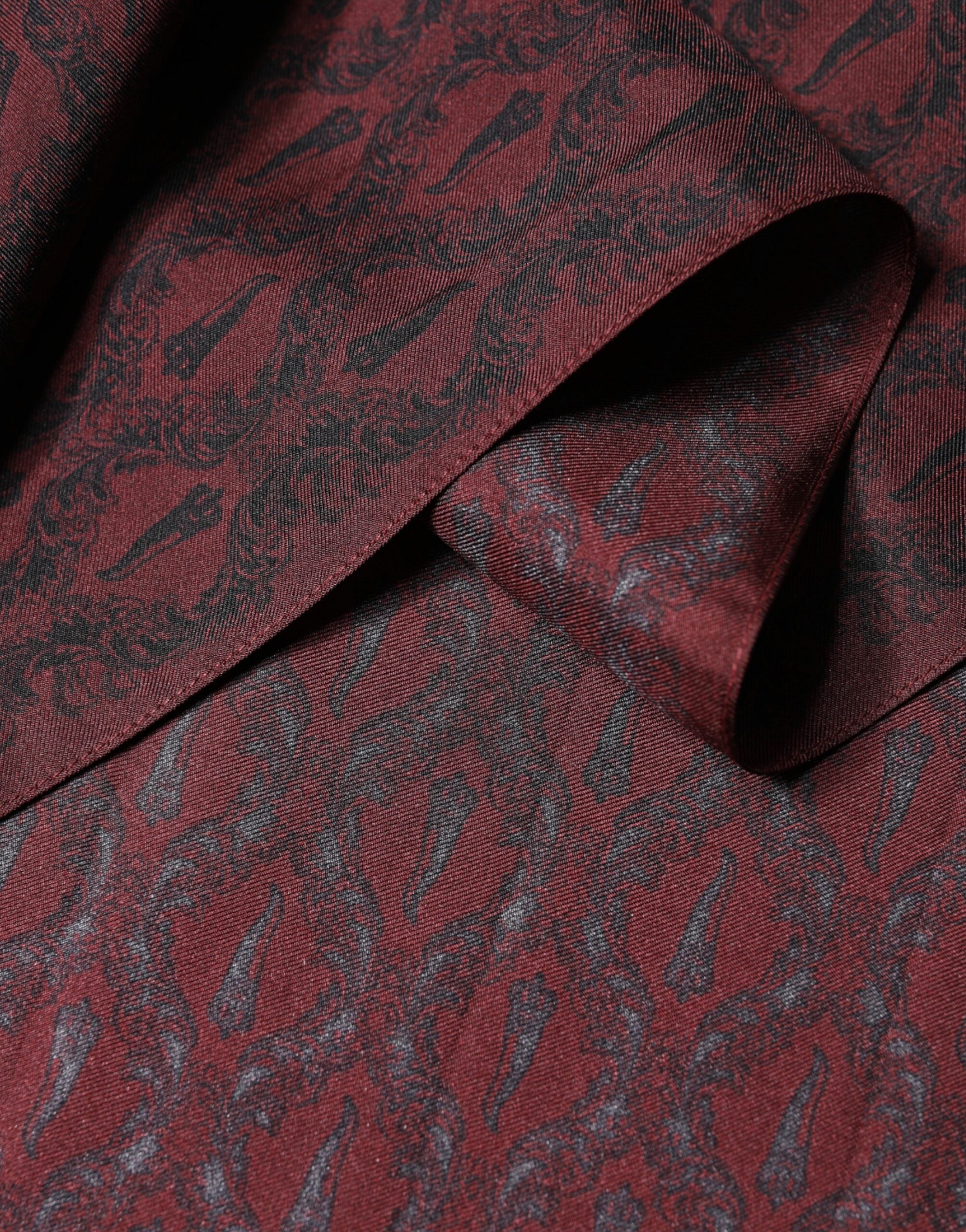 Sciarpa foulard da uomo Dolce & Gabbana in seta fantasia bordeaux 133cm x 22cm